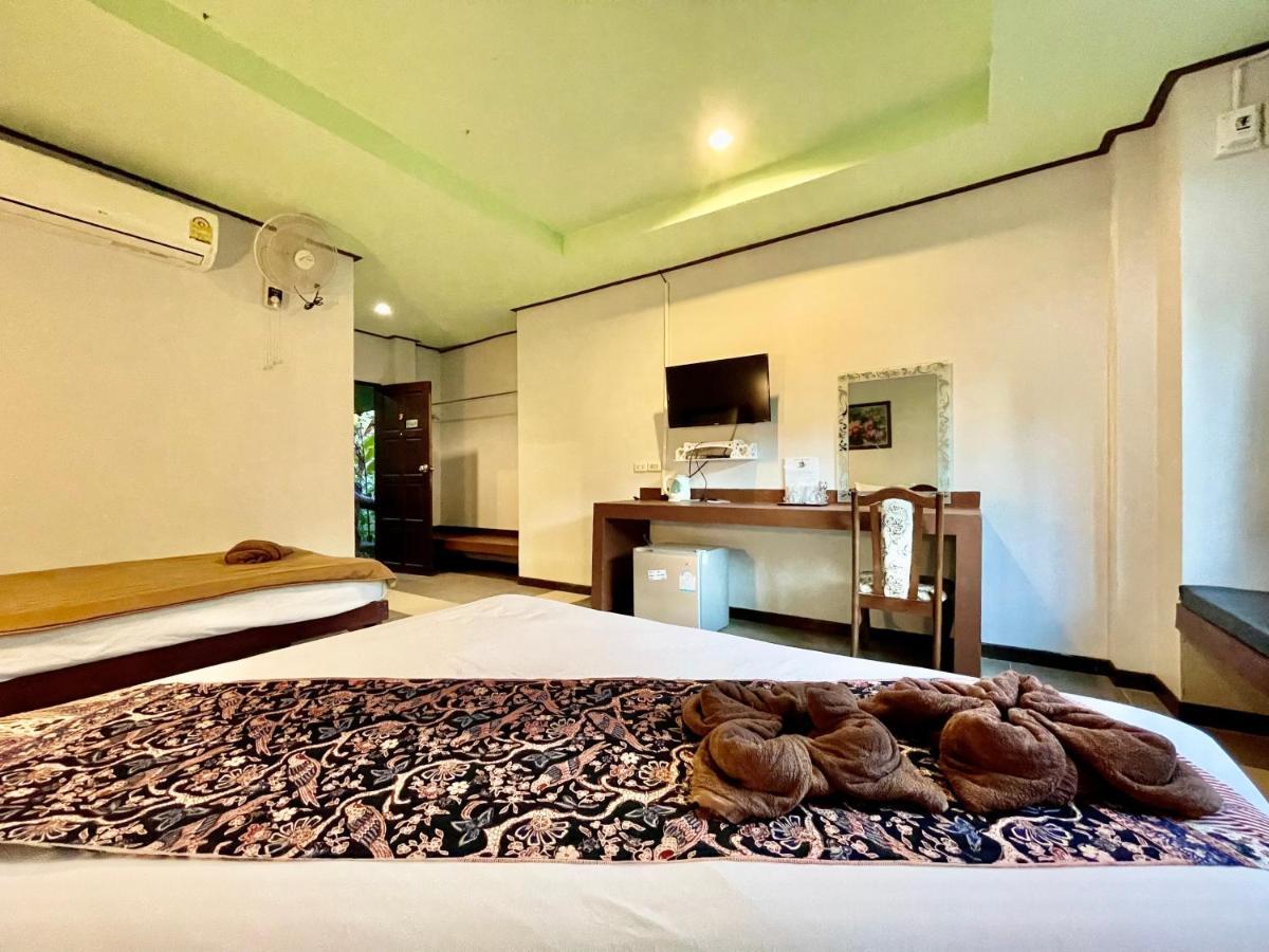 Khao Sok Green Valley Resort - Sha Certified Khao Sok National Park Bagian luar foto