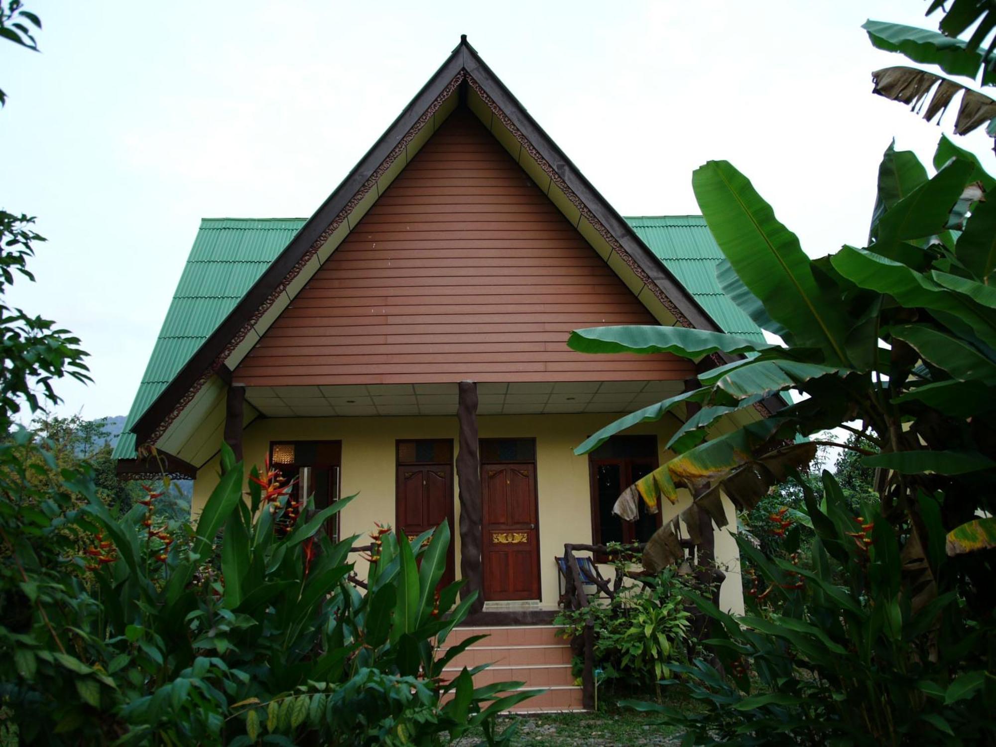 Khao Sok Green Valley Resort - Sha Certified Khao Sok National Park Bagian luar foto